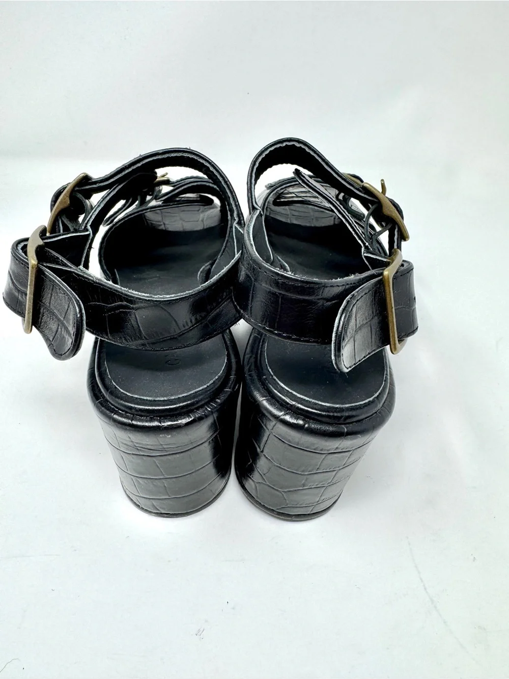 Caron Callahan Margaret Platform Sandal Faux Crocodile Buckle Straps Black Sz 9